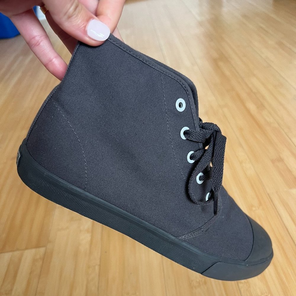 Bangs High Top Sneakers - Picture 6 of 8